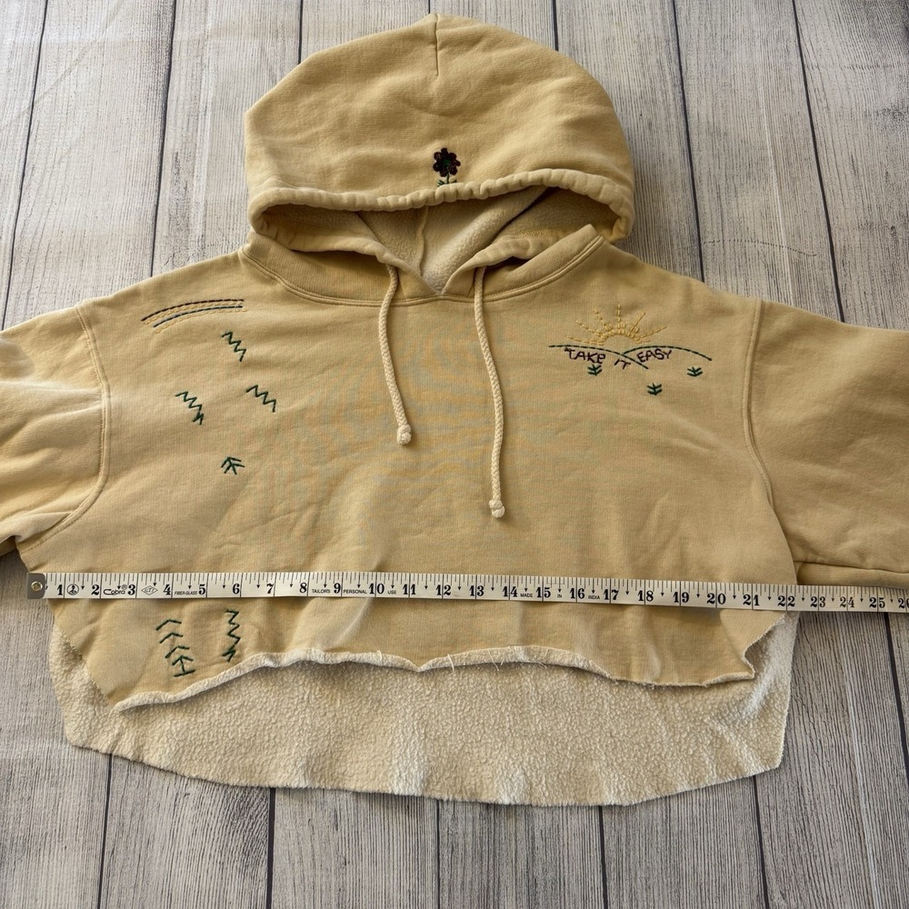 Kimchi Blue UO Marley Cropped Hoodie XS Putty Embroidered Boho Nature - Picture 7 of 11
